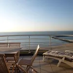 El Mirador Penthouse Paris 아파트 *